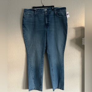 GOOD AMERICAN Good Boy Twisted Slit Jeans
Blue875 Size 20